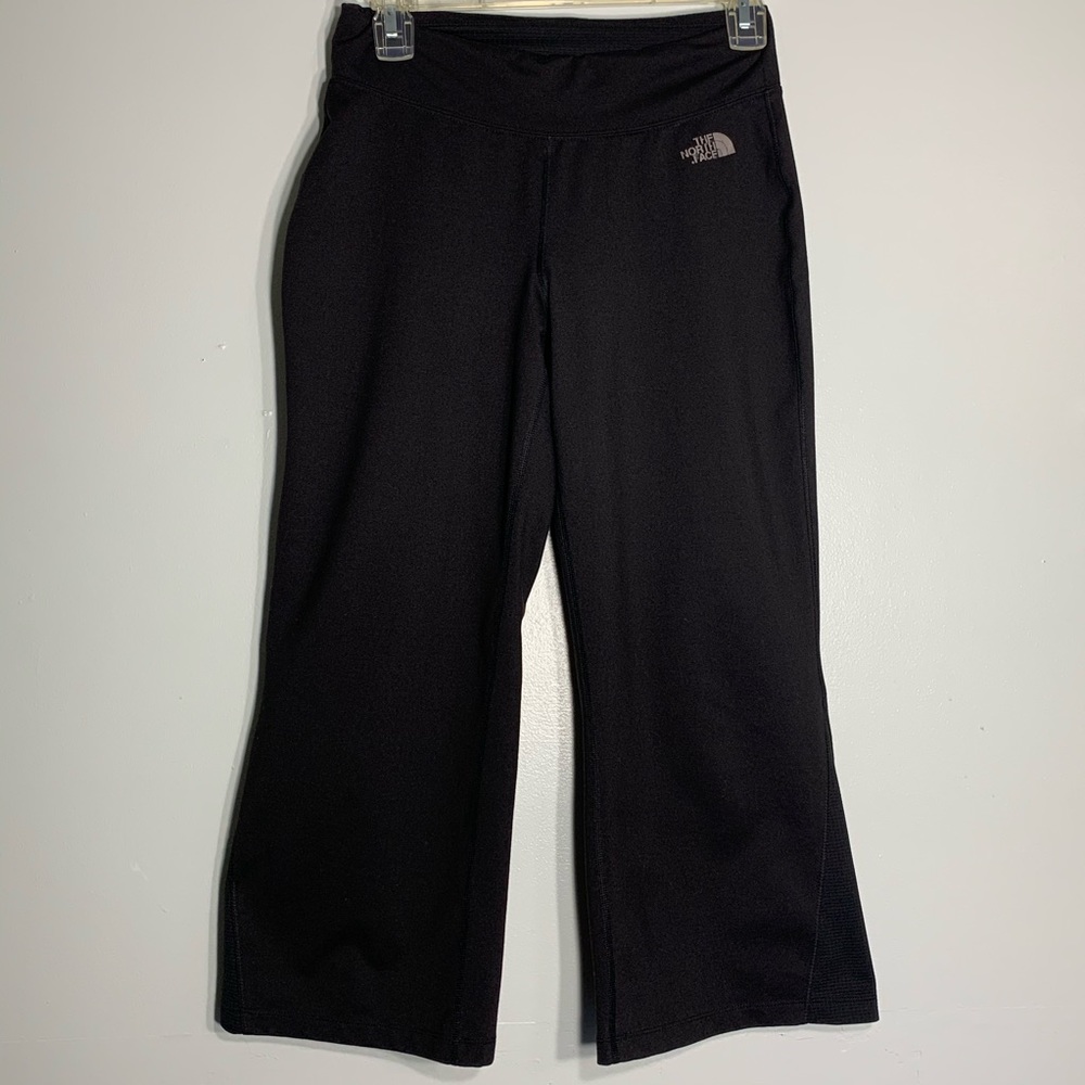 3/$20 Sale The North Face Activewear Cropped Pant